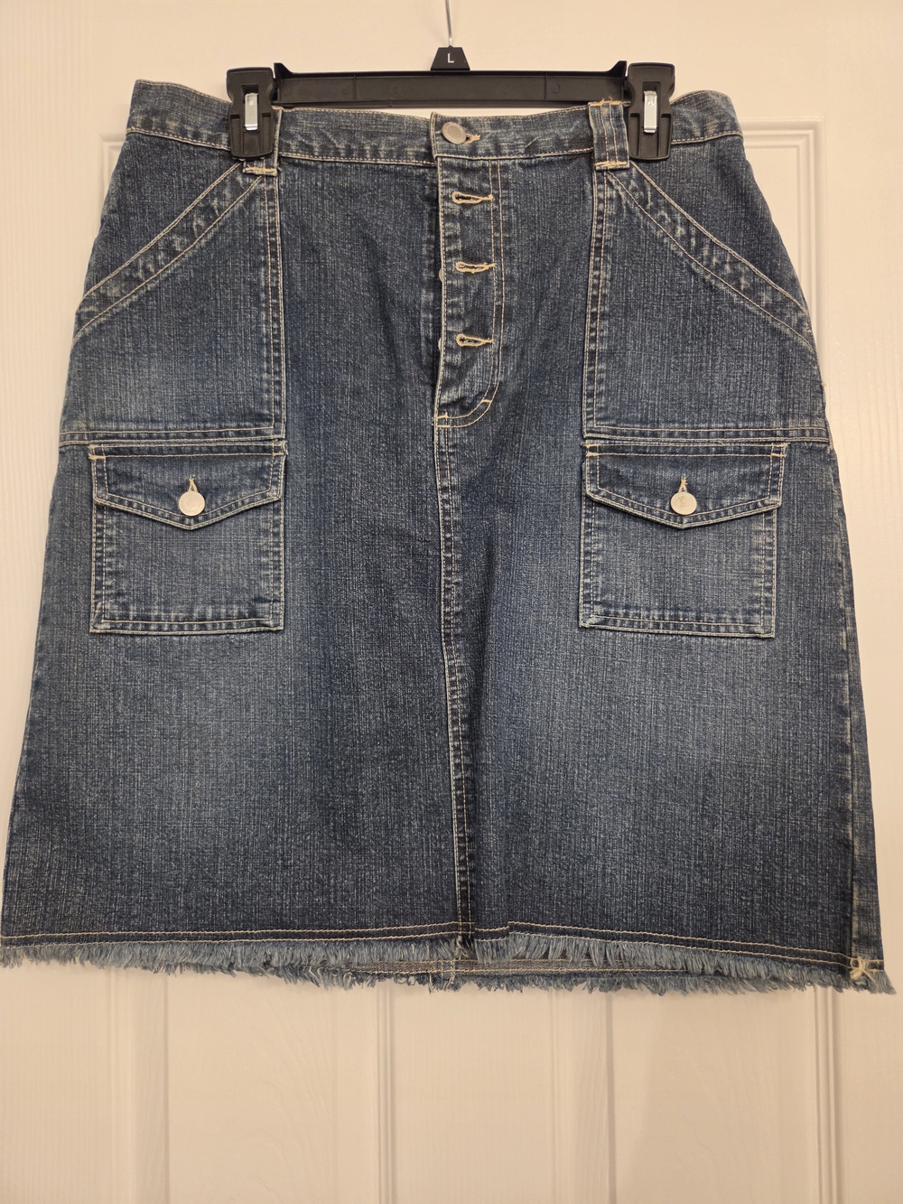 Gloria Vanderbilt Blue Denim Skirt with Red Label